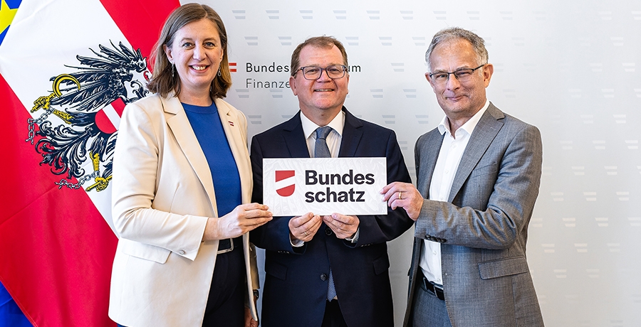 Staatssekretärin Eibinger-Miedl, Geschäftsführer Stix und Finanzminister Marterbauer