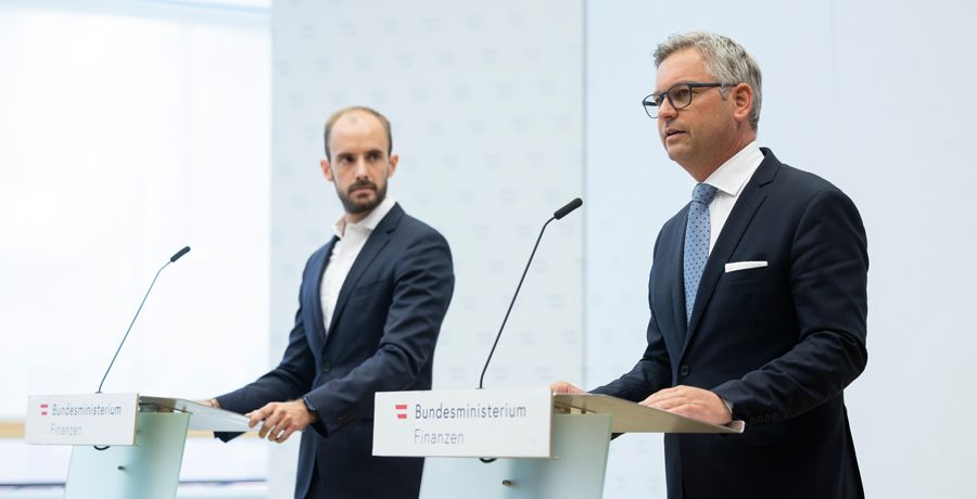 Pressekonferenz von Finanzminister Magnus Brunner und Staatssekretär Florian Tursky